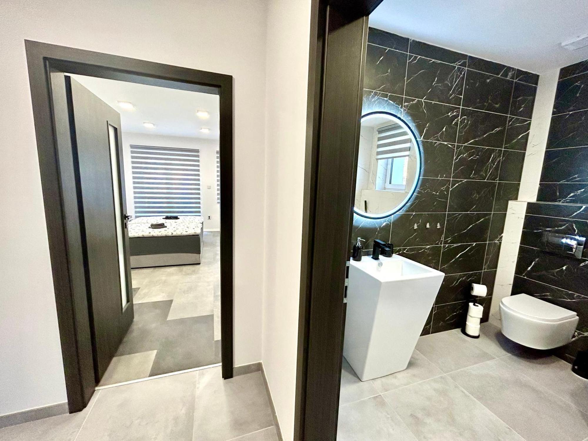 Apartmany Premium Se Soukromym Parkovanim Ческа-Липа Экстерьер фото