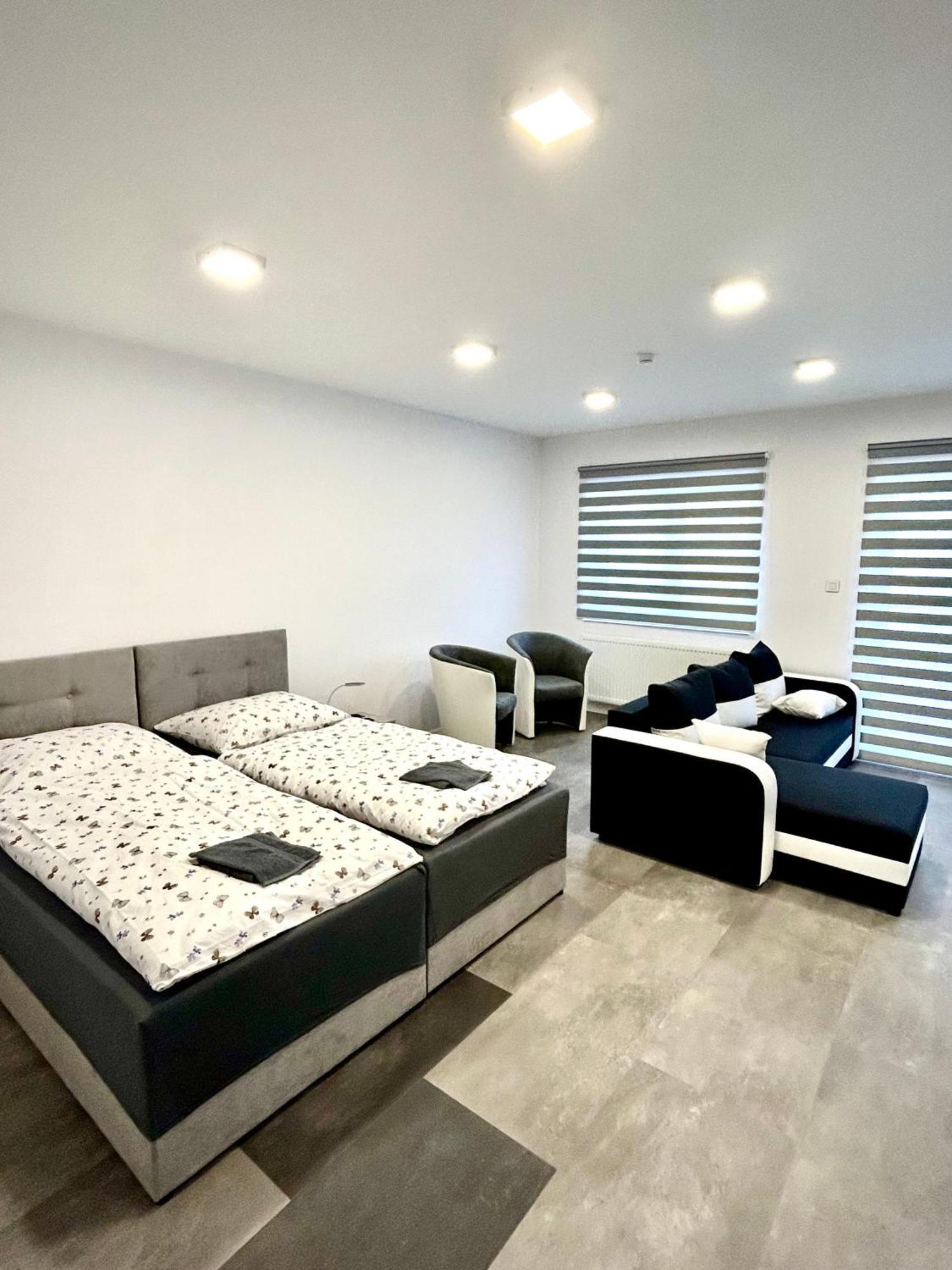 Apartmany Premium Se Soukromym Parkovanim Ческа-Липа Экстерьер фото