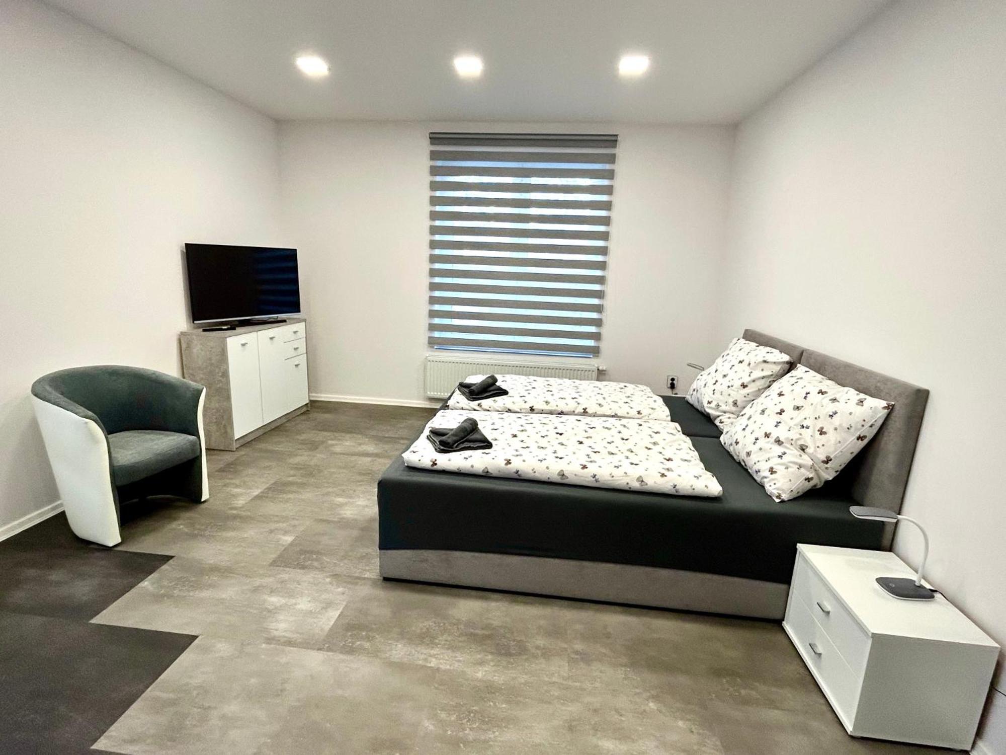 Apartmany Premium Se Soukromym Parkovanim Ческа-Липа Экстерьер фото